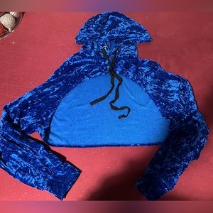 Crop hoddie size M forever 21